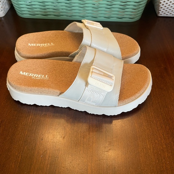 NWOT Merrell Women's Slide Sandals - Picture 3 of 9